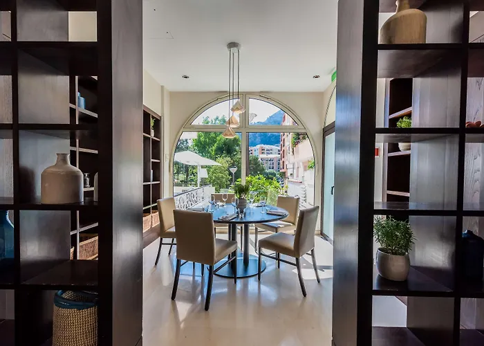 Columbus Monte-carlo, Curio Collection By Hilton 3*