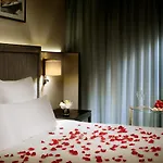Columbus Monte-carlo, Curio Collection By Hilton Monte Carlo