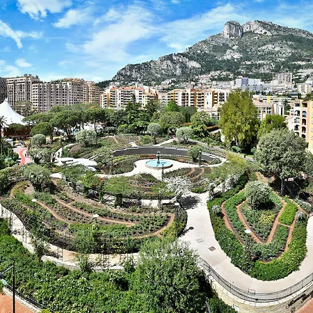 Columbus Monte-carlo, Curio Collection By Hilton